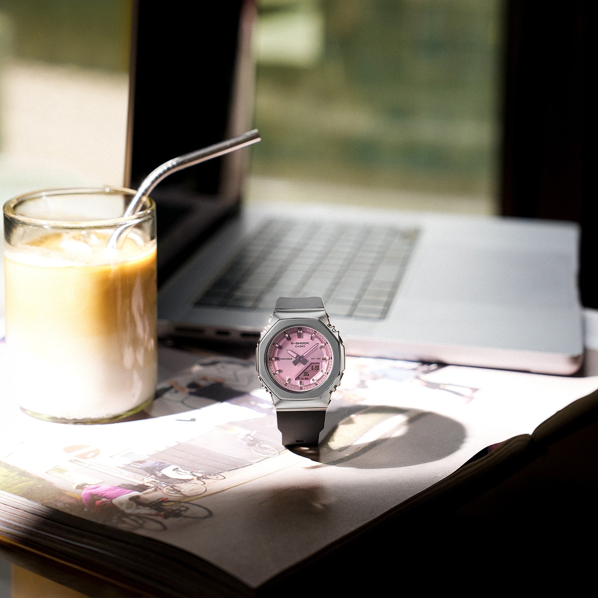 GMS2110SR-1A | G-SHOCK ANALOG-DIGITAL Silver - Casio