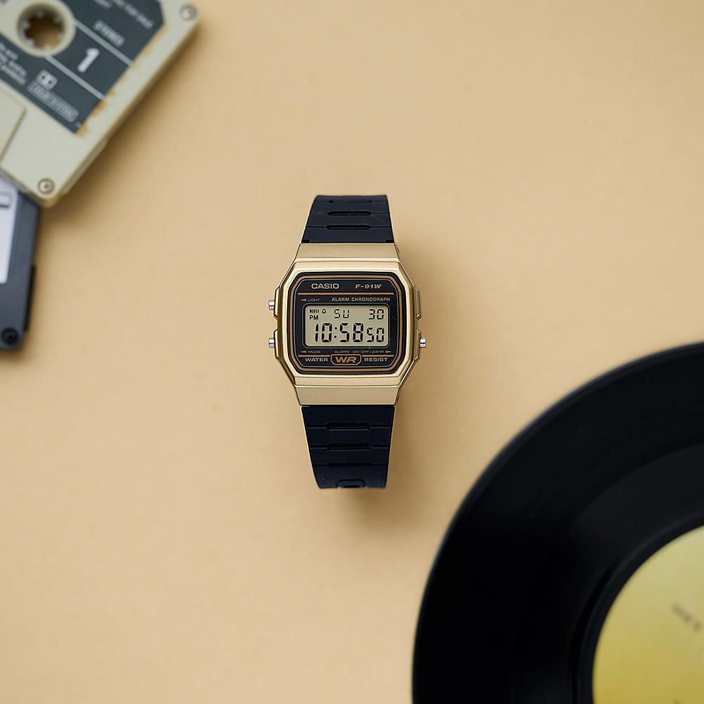 F91WM-9A | Gold and Black Digital Watch - Casio