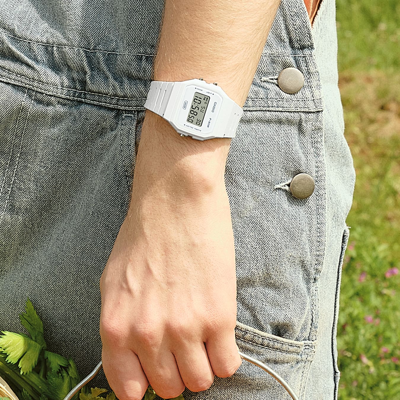 F91WB-7A | POP White - Casio