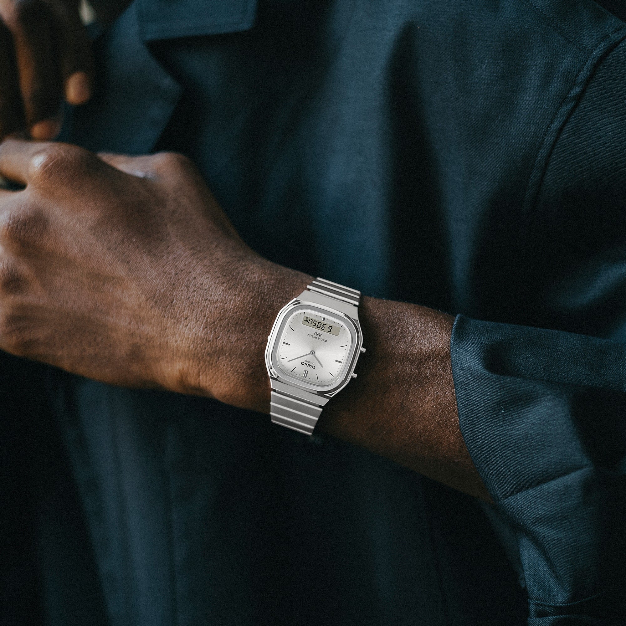 AQ-240E-7A | Vintage Silver Watch with Dual Time - Casio