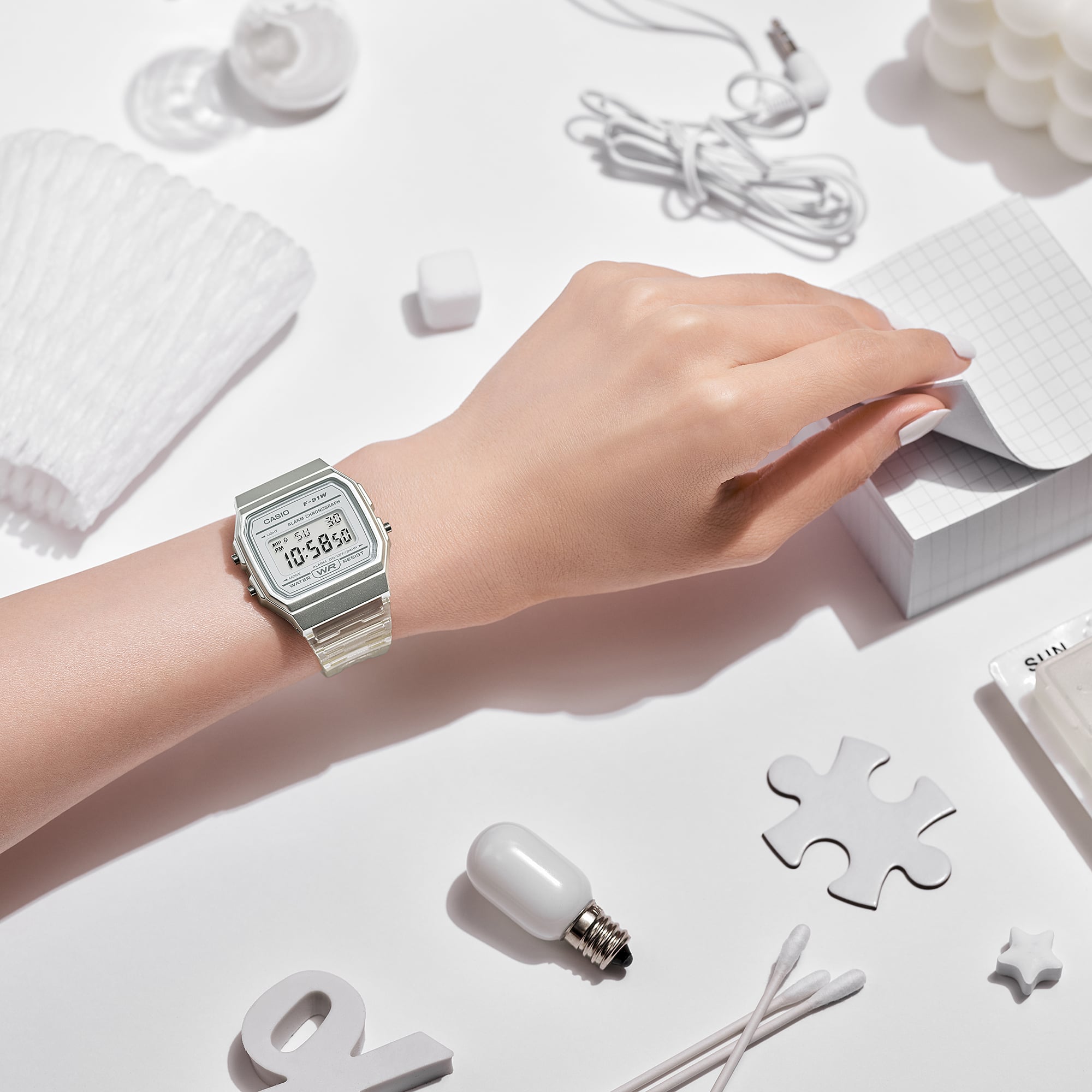 F91WS-7 | White Translucent Digital Watch - Casio