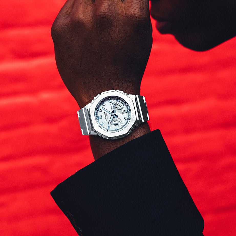 GM2110D-7A | Metal G-SHOCK: Casio Silver Watch | Casio G-SHOCK - Casio